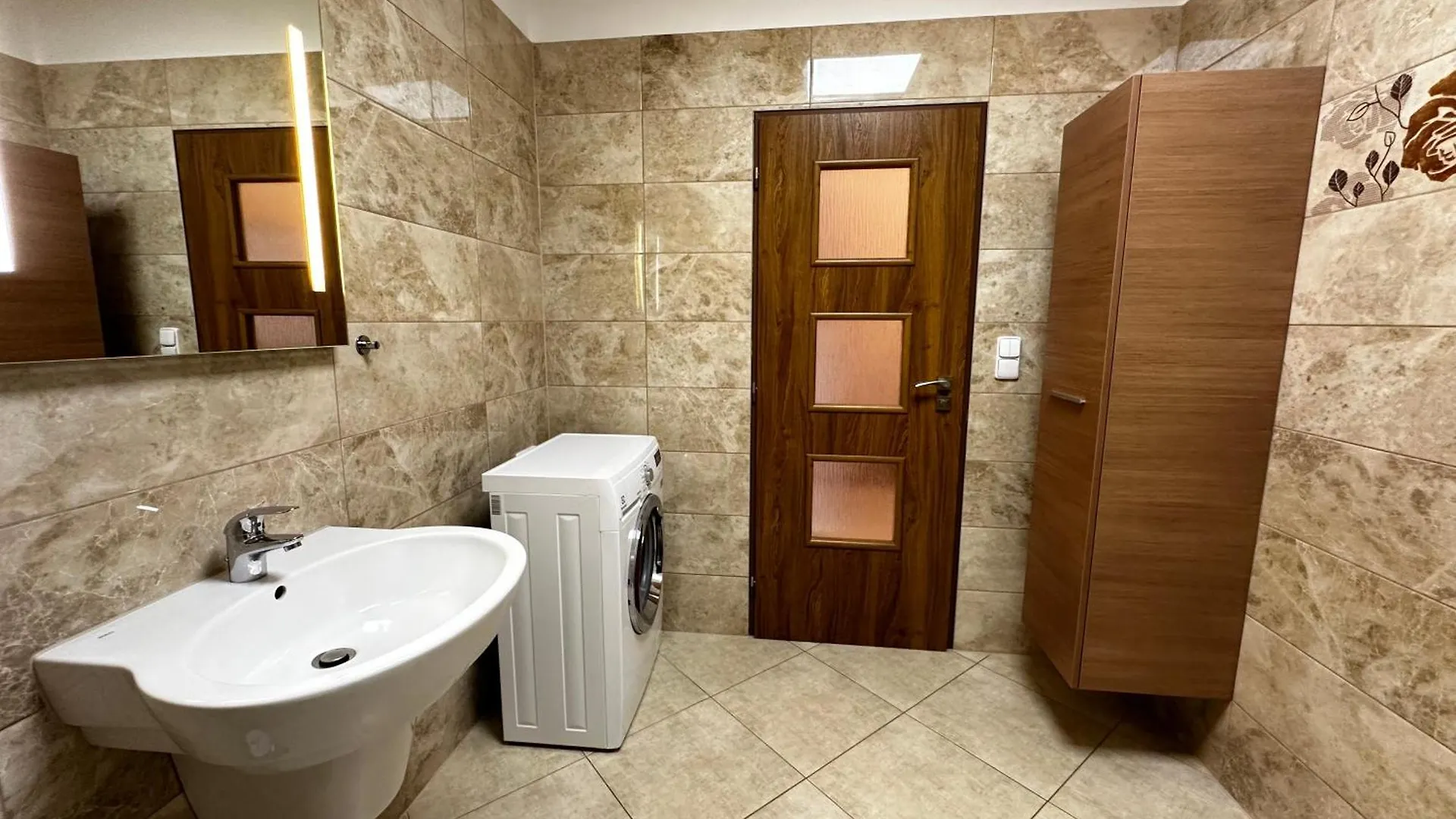 Apartment Karla Capka Street Karlsbad