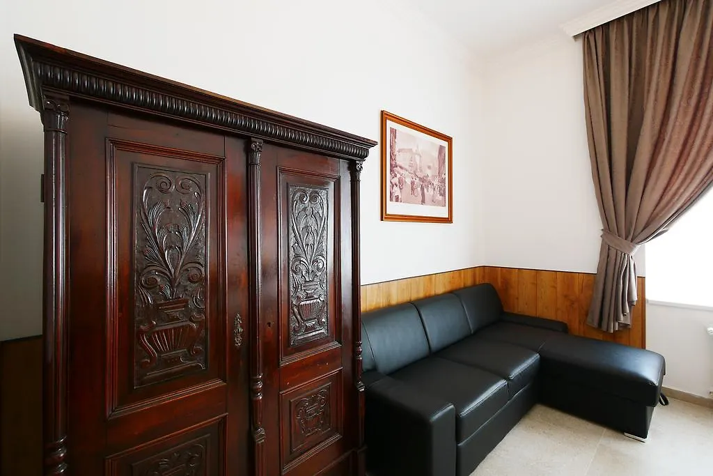 Apartment Karla Capka Street 0*, Karlovy Vary