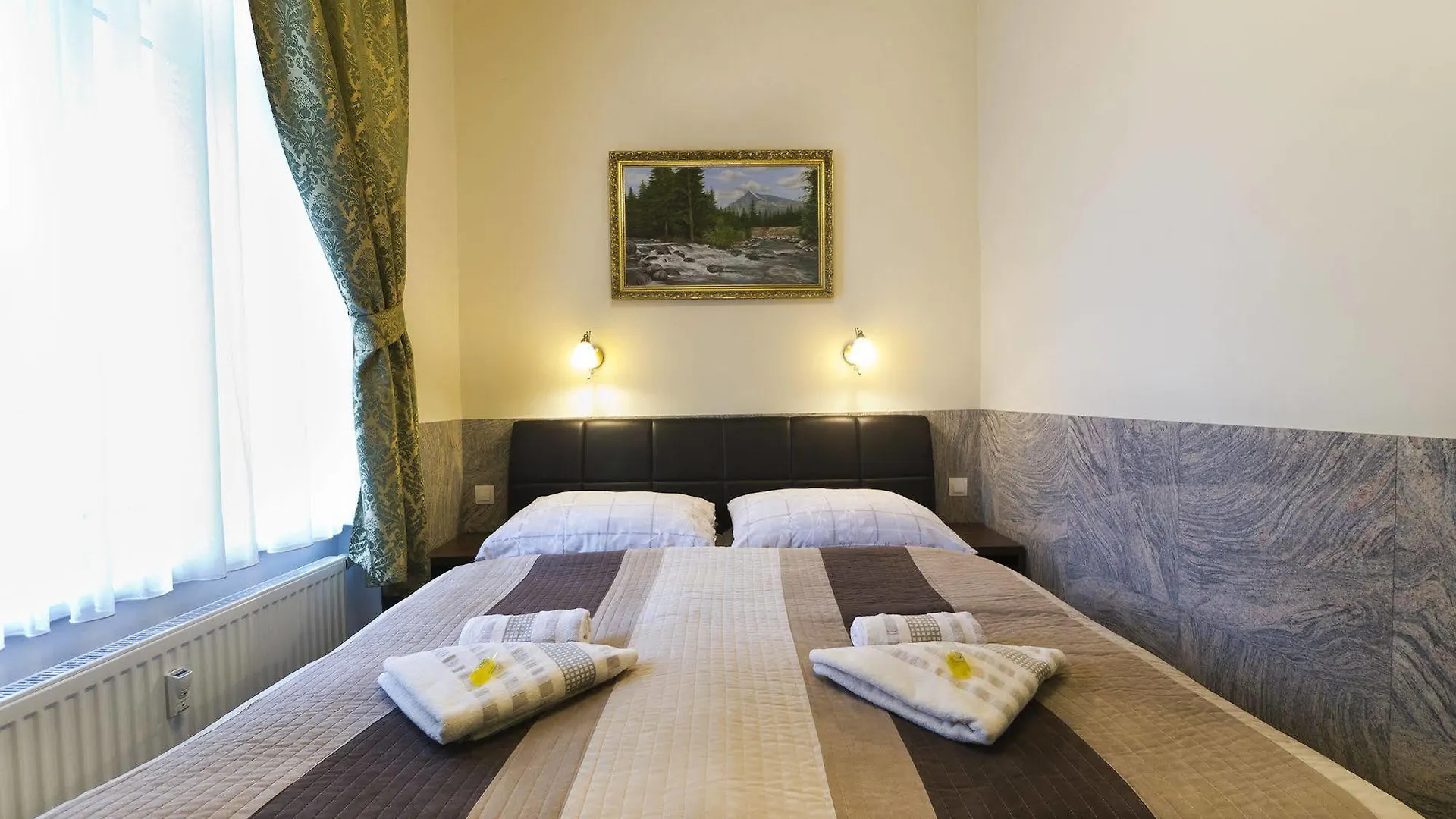 Apartment Karla Capka Street 0*, Karlovy Vary